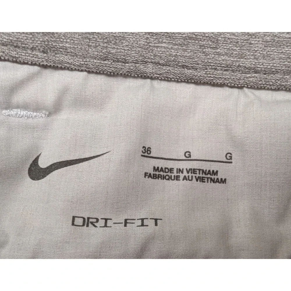 Nike Dri-Fit sz 36 UV men's Plaid Golf Chino Shorts phonton dust dh1294 3526 - Picture 3 of 4